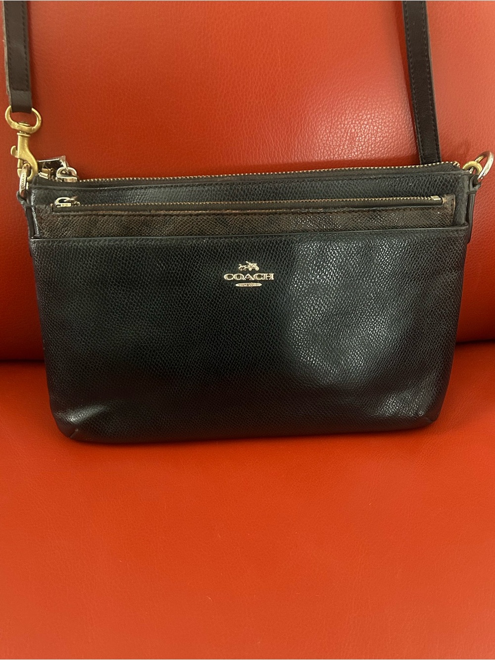 Coach East/West swing pack, black, leather and brown pop out pouch Crossbody - Picture 2 of 13